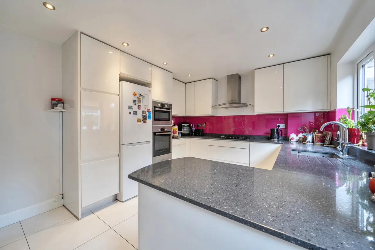 Imperial Drive, Harrow, HA2, photo 19
