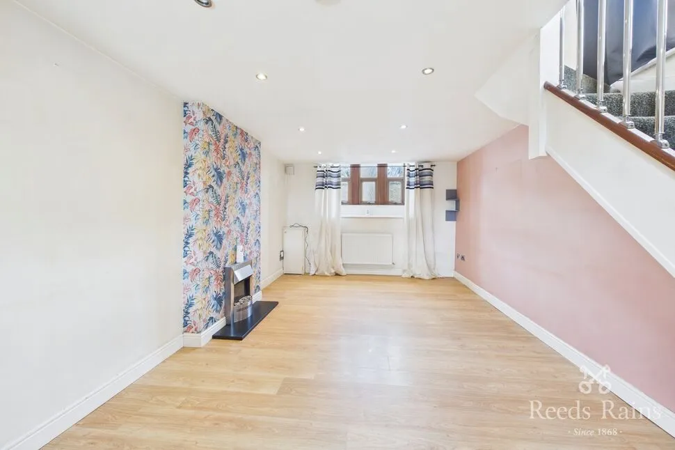 Warley Town Lane, Halifax, West Yorkshire, HX2, photo 6