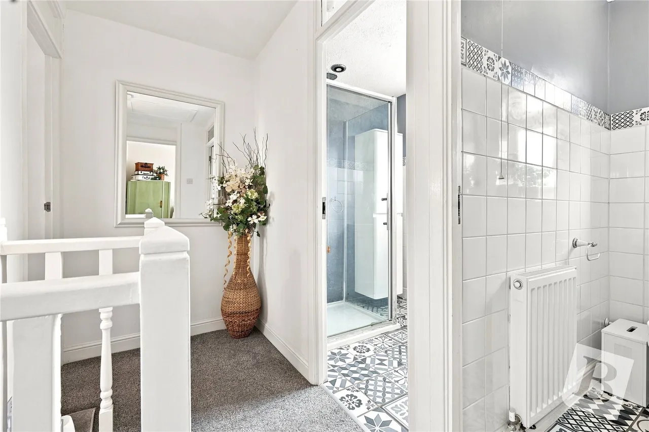 Laburnum Drive, Moulsham Lodge, Essex, CM2, photo 15