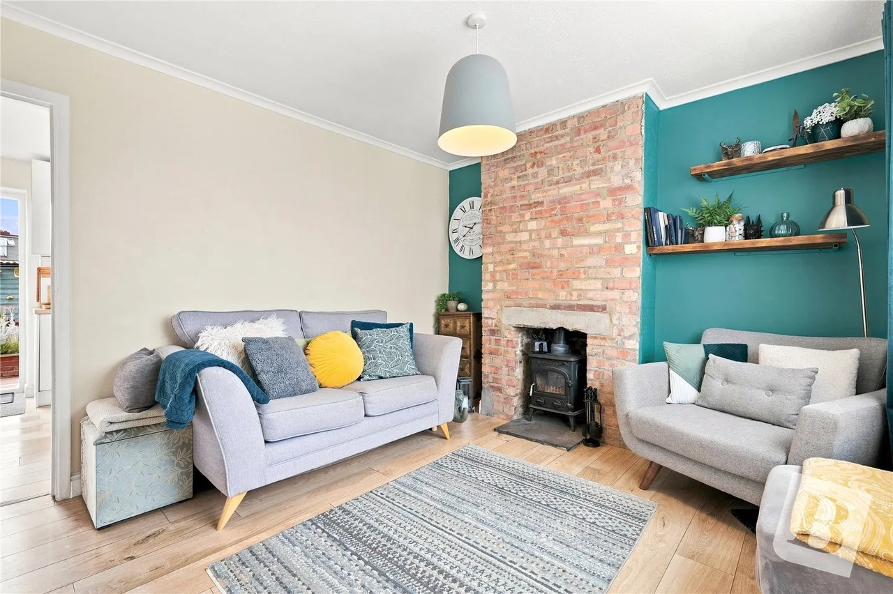 Laburnum Drive, Moulsham Lodge, Essex, CM2, photo 27