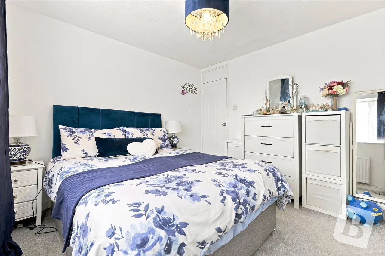 Laburnum Drive, Moulsham Lodge, Essex, CM2, photo 17