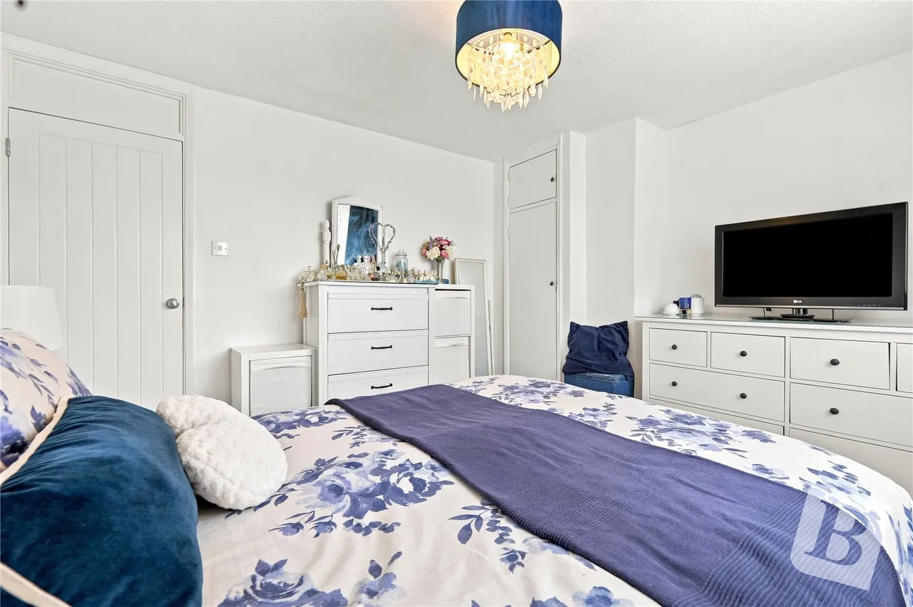 Laburnum Drive, Moulsham Lodge, Essex, CM2, photo 18