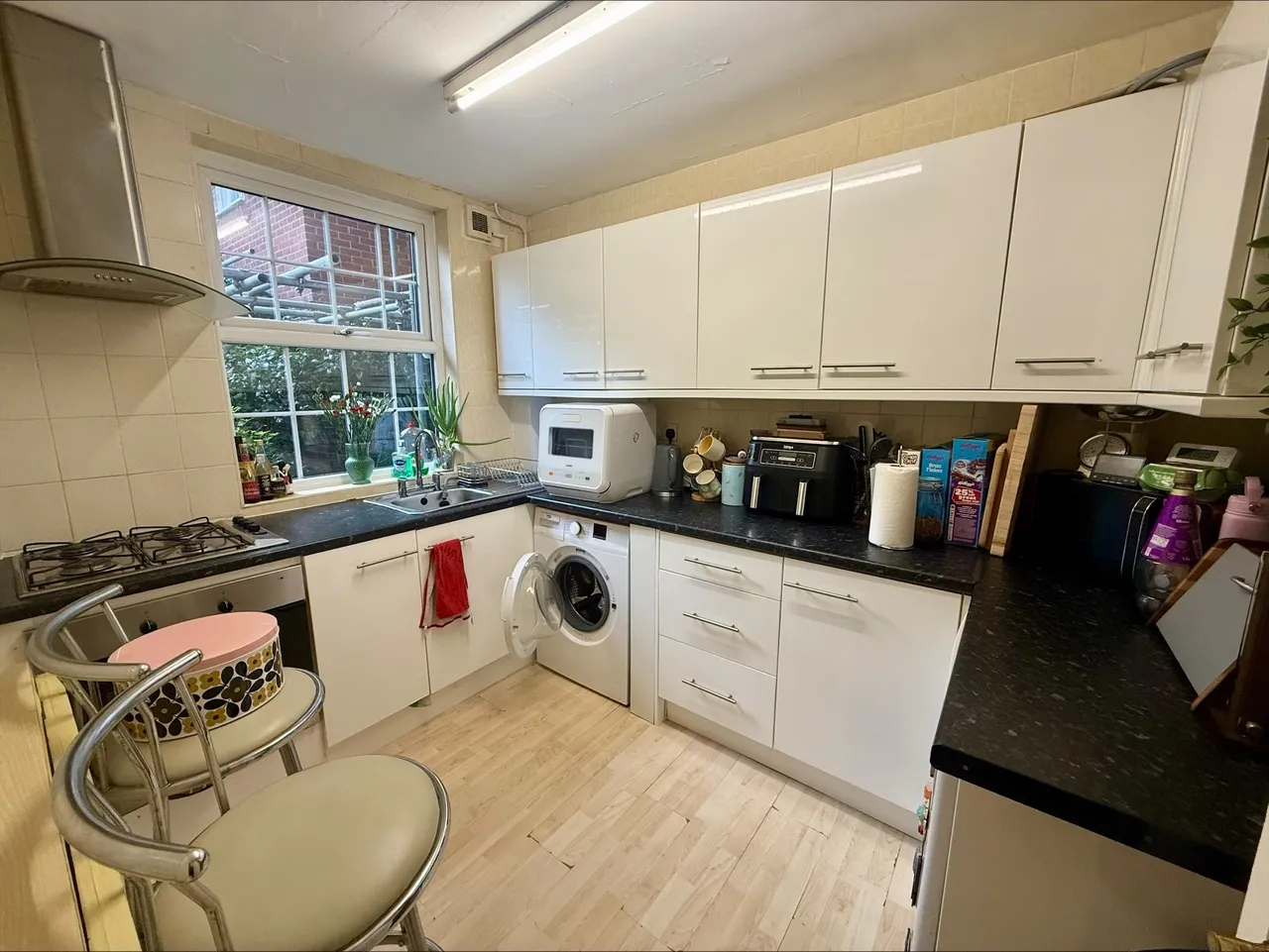 Browns Lane, Handbridge, CH4, photo 2