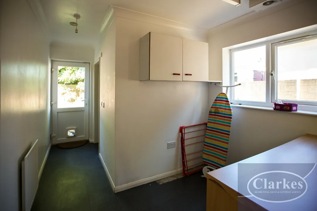 Astbury Avenue, Wallisdown, photo 15