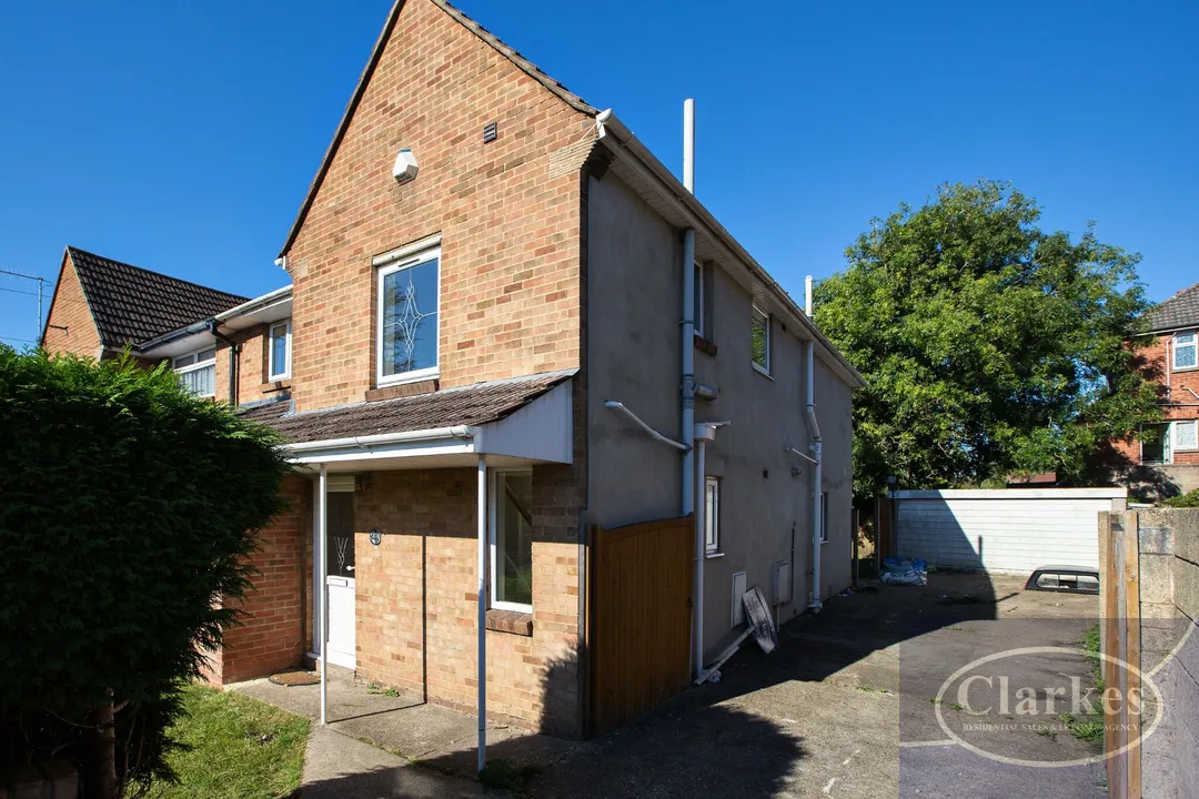 5 bed house to rent, Astbury Avenue, Wallisdown