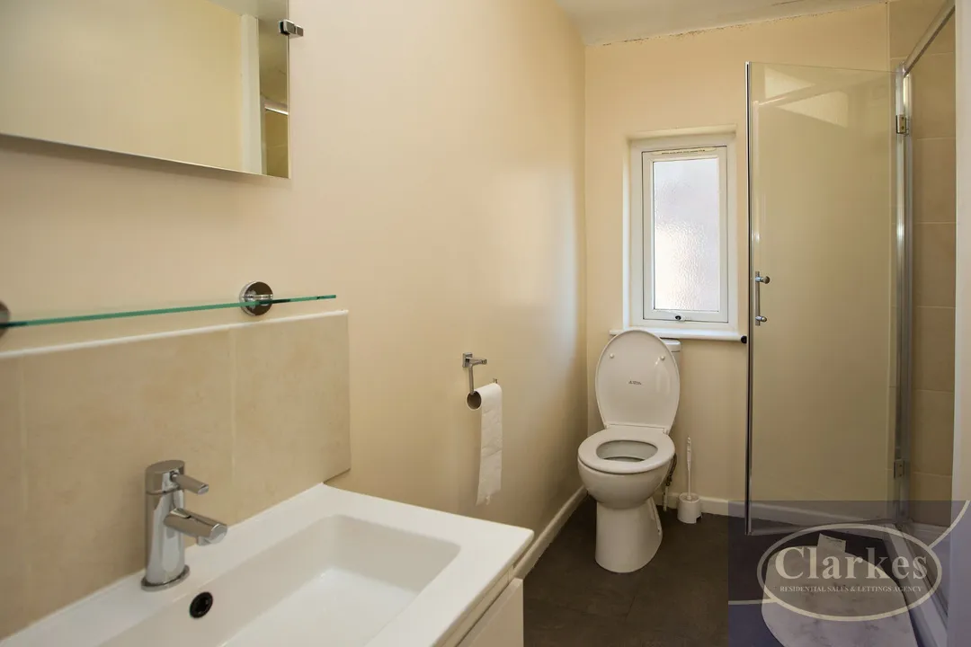 Astbury Avenue, Wallisdown, photo 18