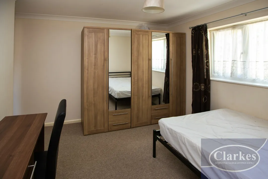 Astbury Avenue, Wallisdown, photo 7