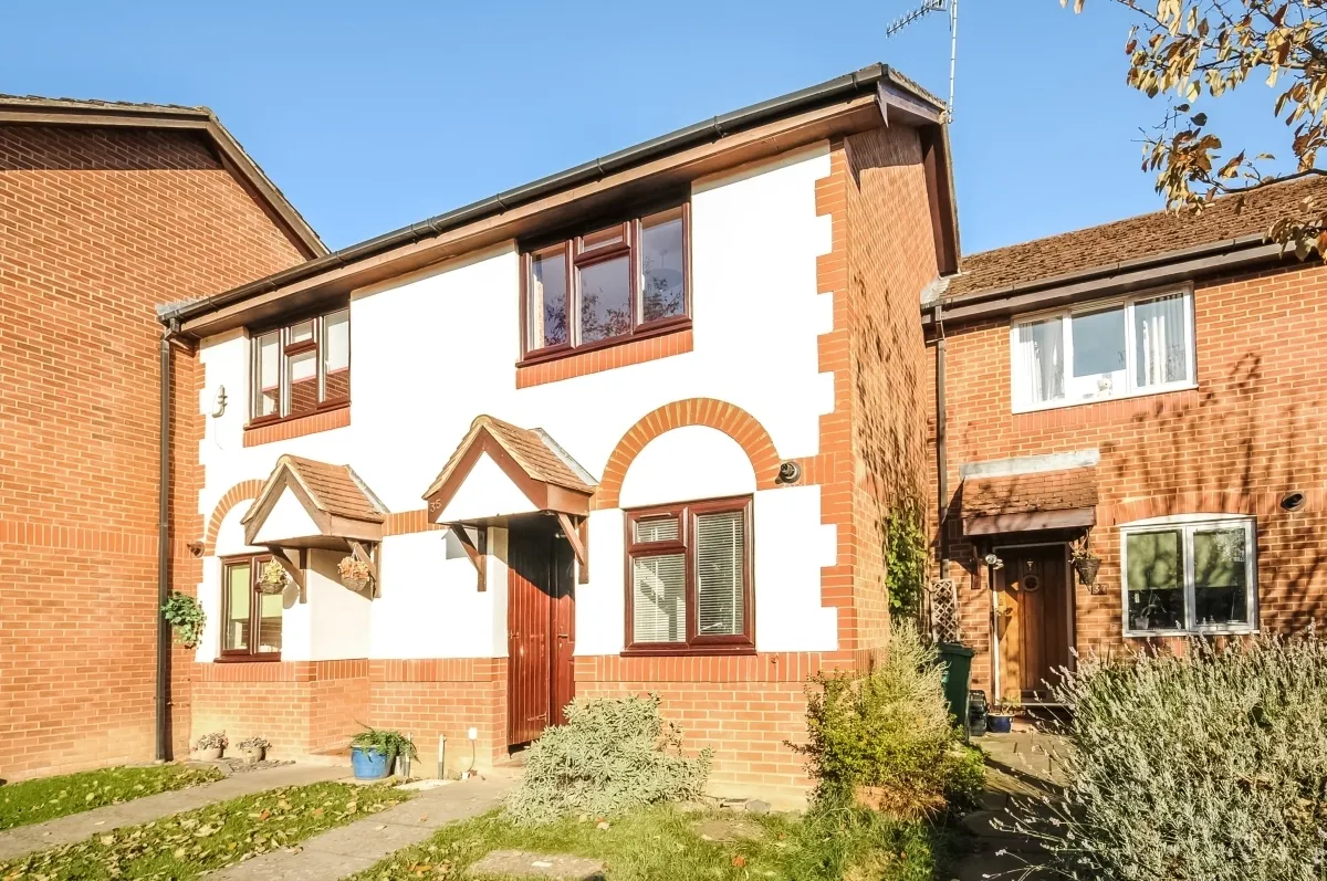 Keats Avenue Redhill RH1, photo 8