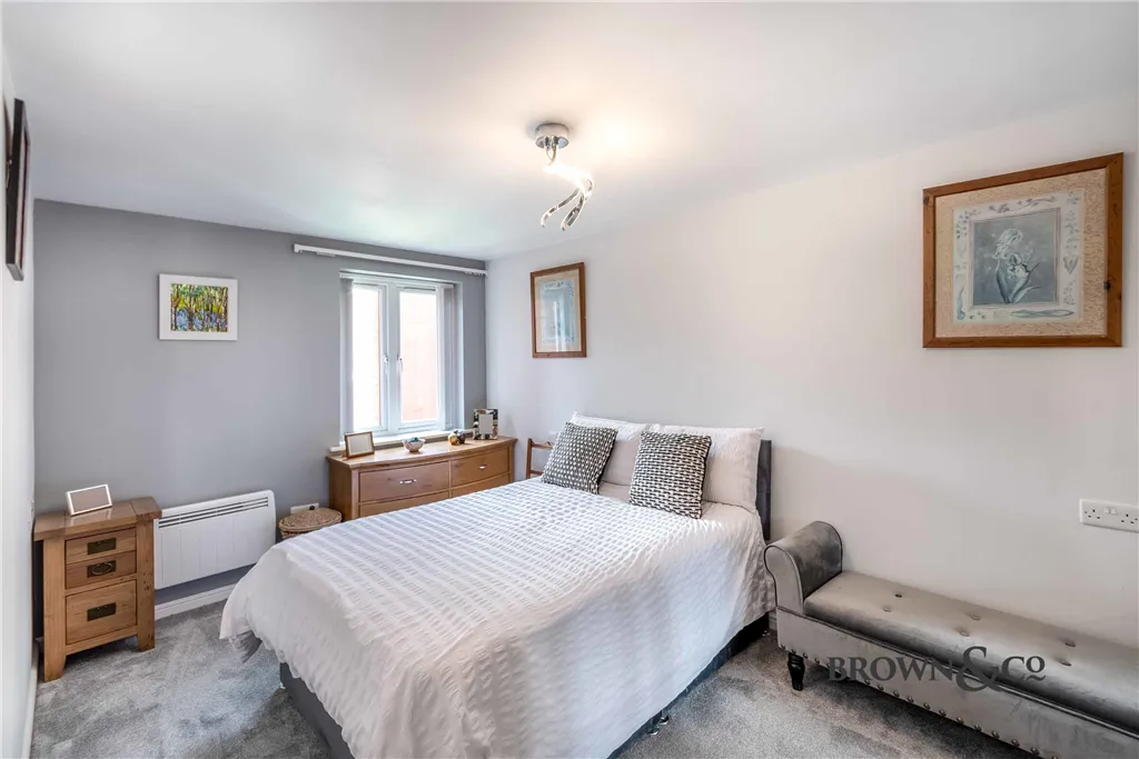 Charter Court, Retford, photo 5
