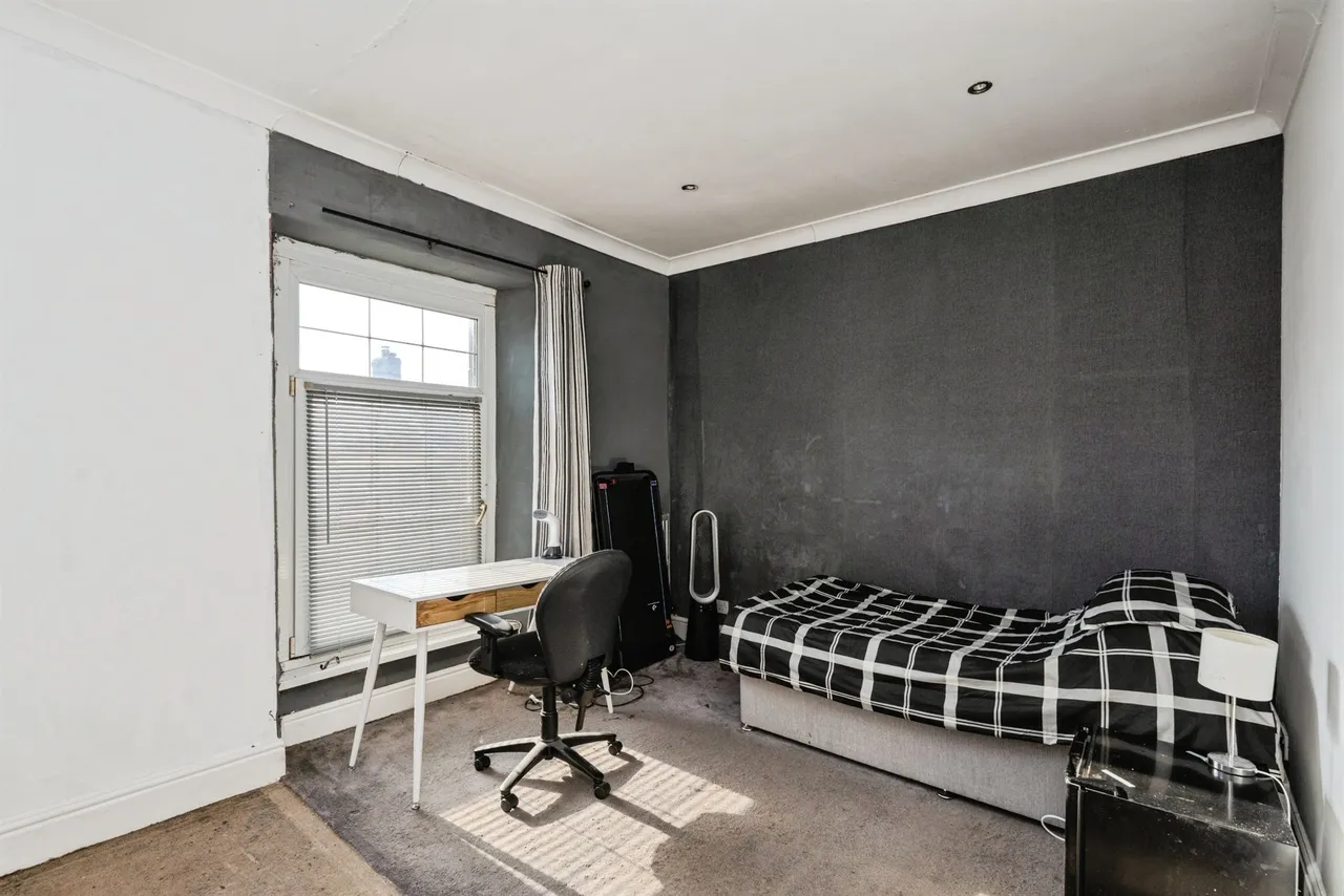 Springfield Street, Swansea, SA6, photo 17