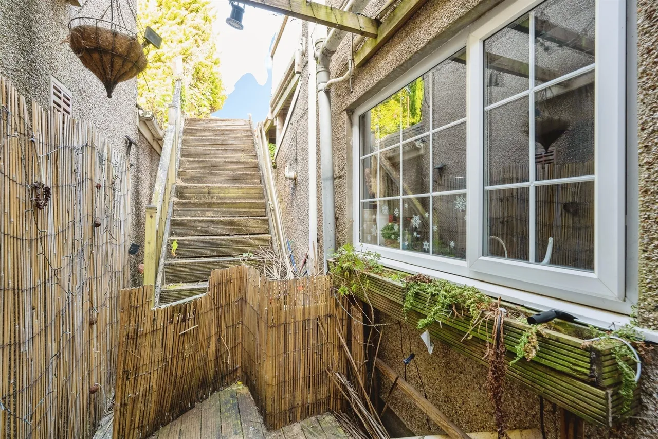 Springfield Street, Swansea, SA6, photo 13