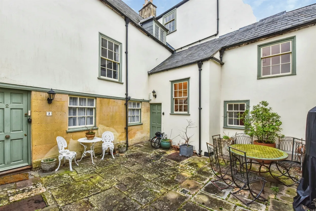 St. Mary Street, Chippenham, SN15, photo 16