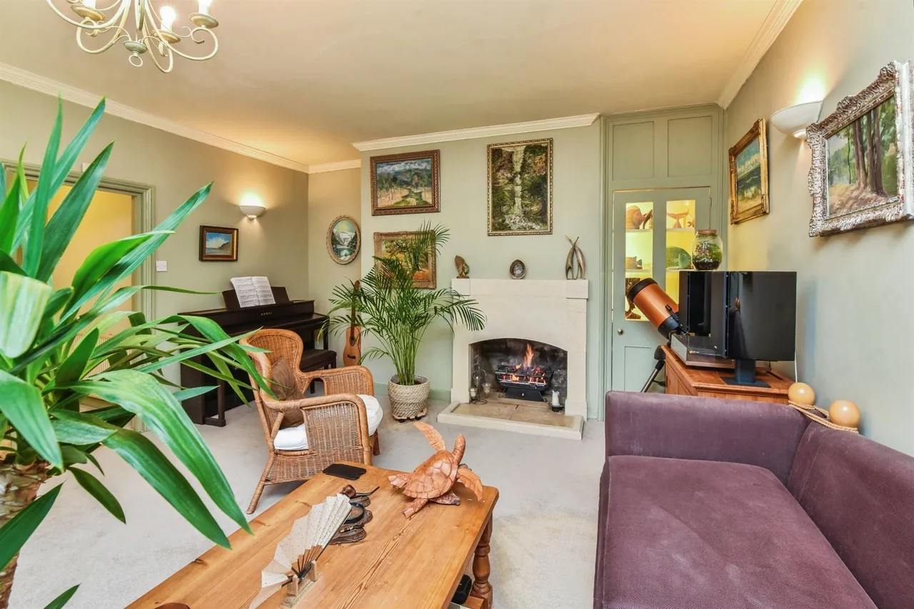 St. Mary Street, Chippenham, SN15, photo 4