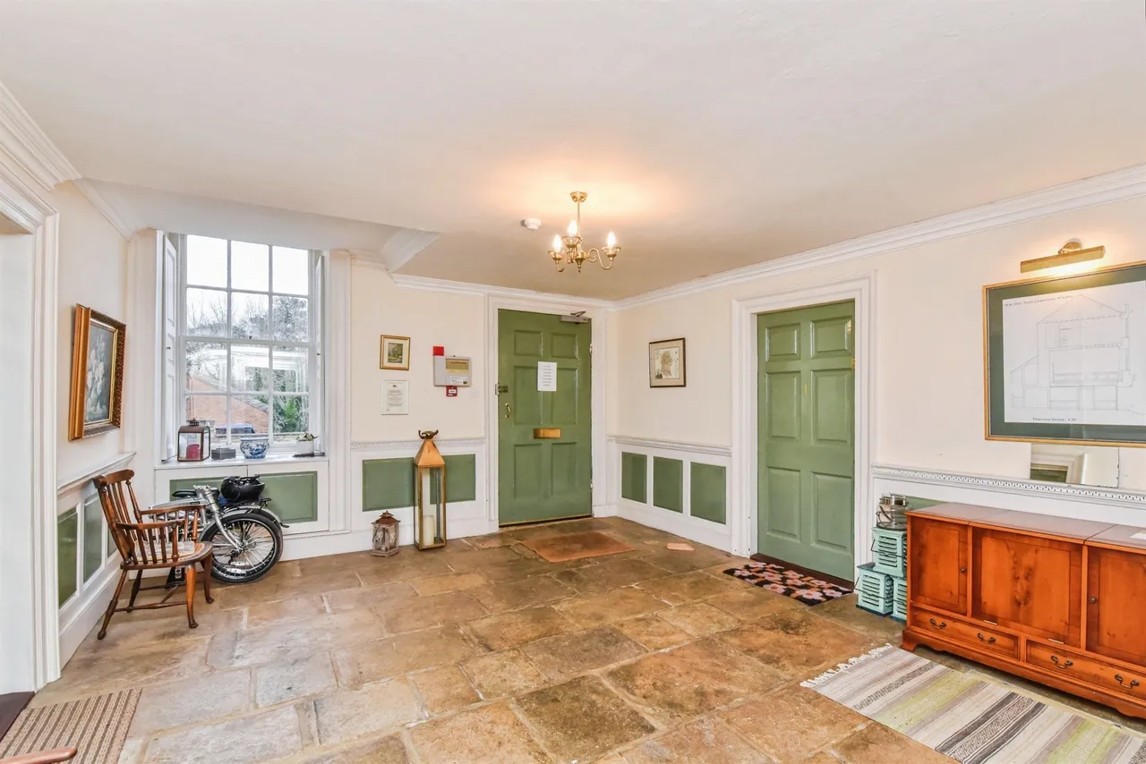 St. Mary Street, Chippenham, SN15, photo 15