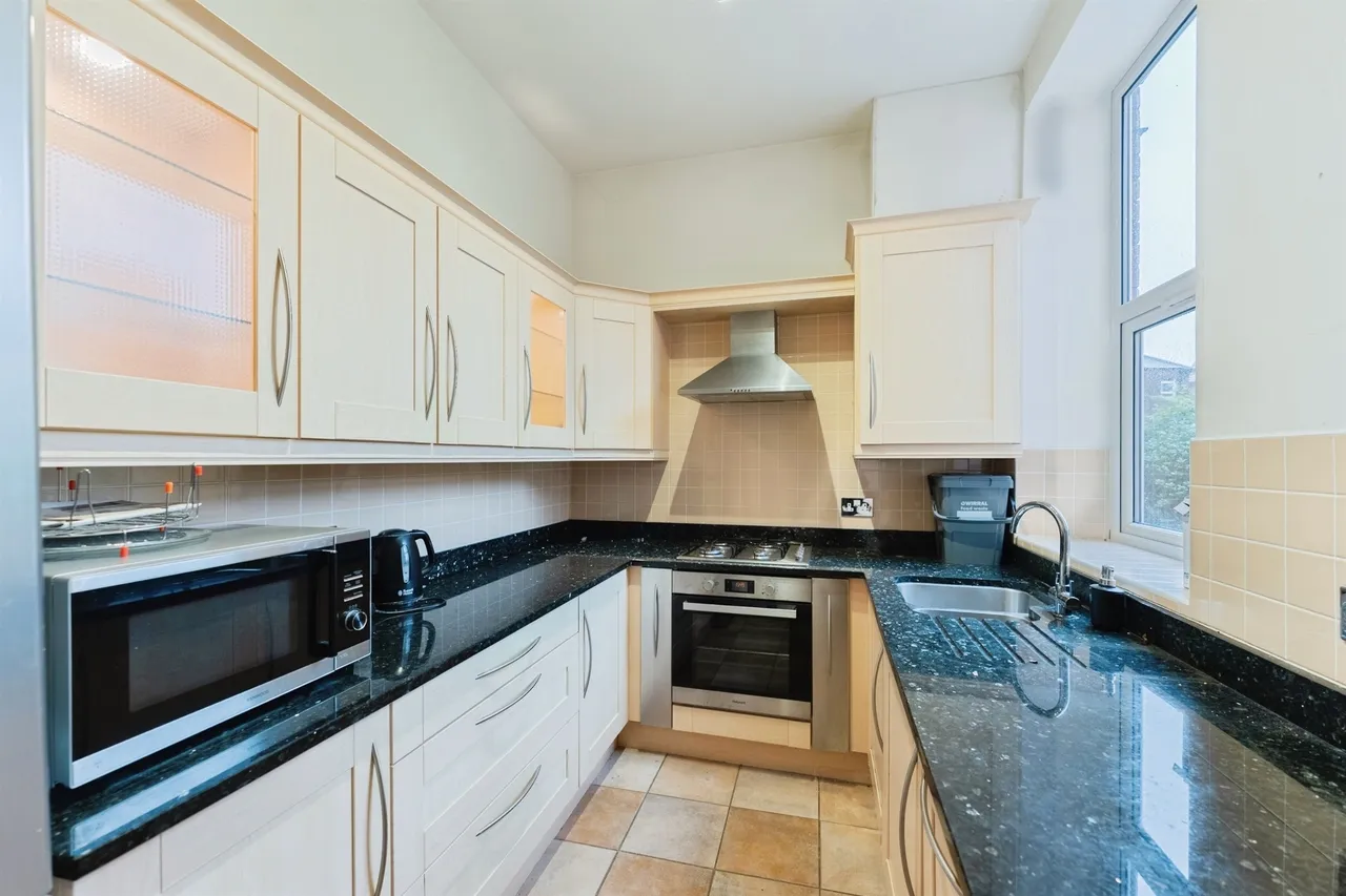 Cearns Road, Oxton, CH43, photo 6