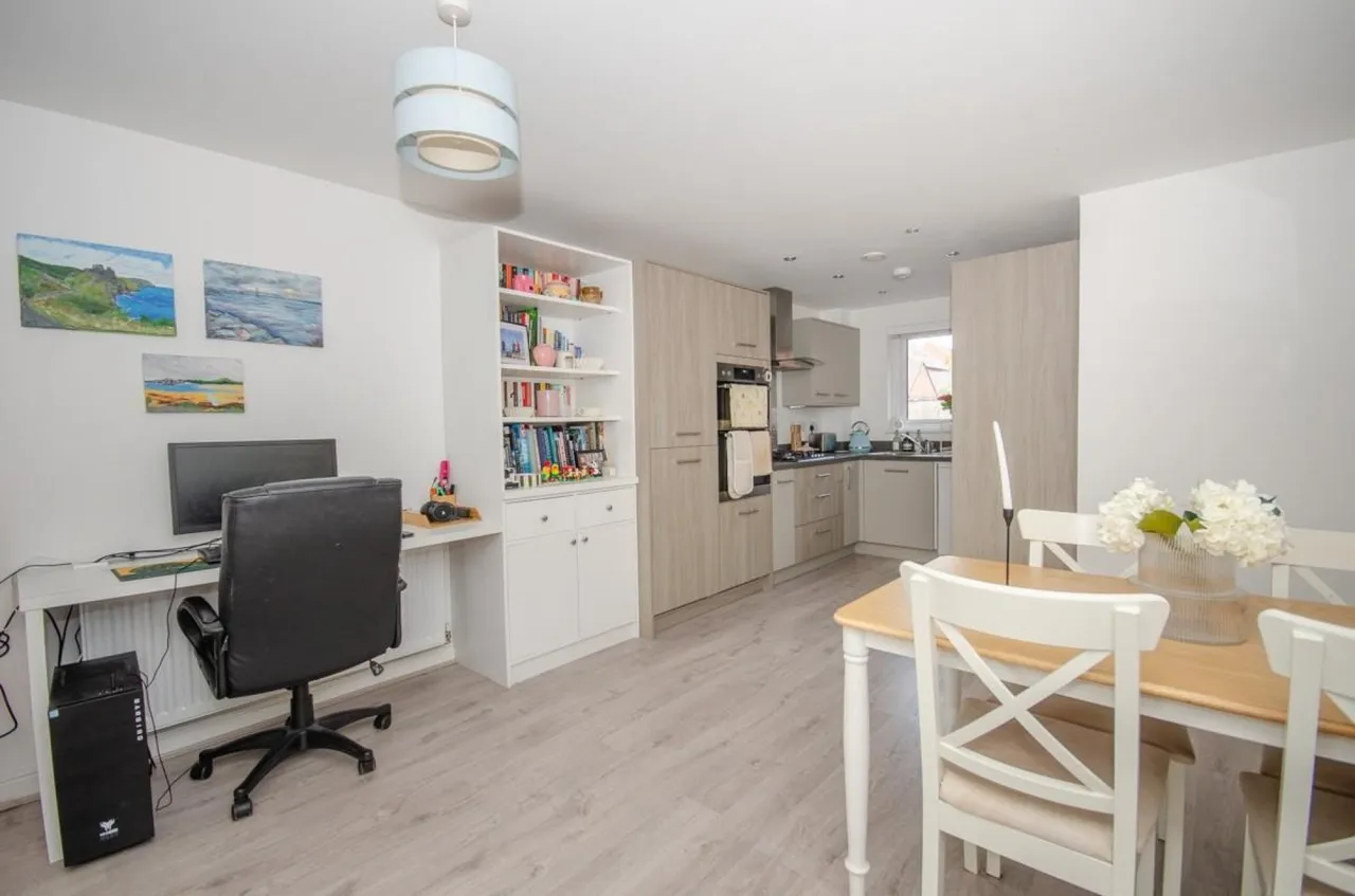 Jenkins Way, Frenchay, Bristol, BS16 2NS, photo 5