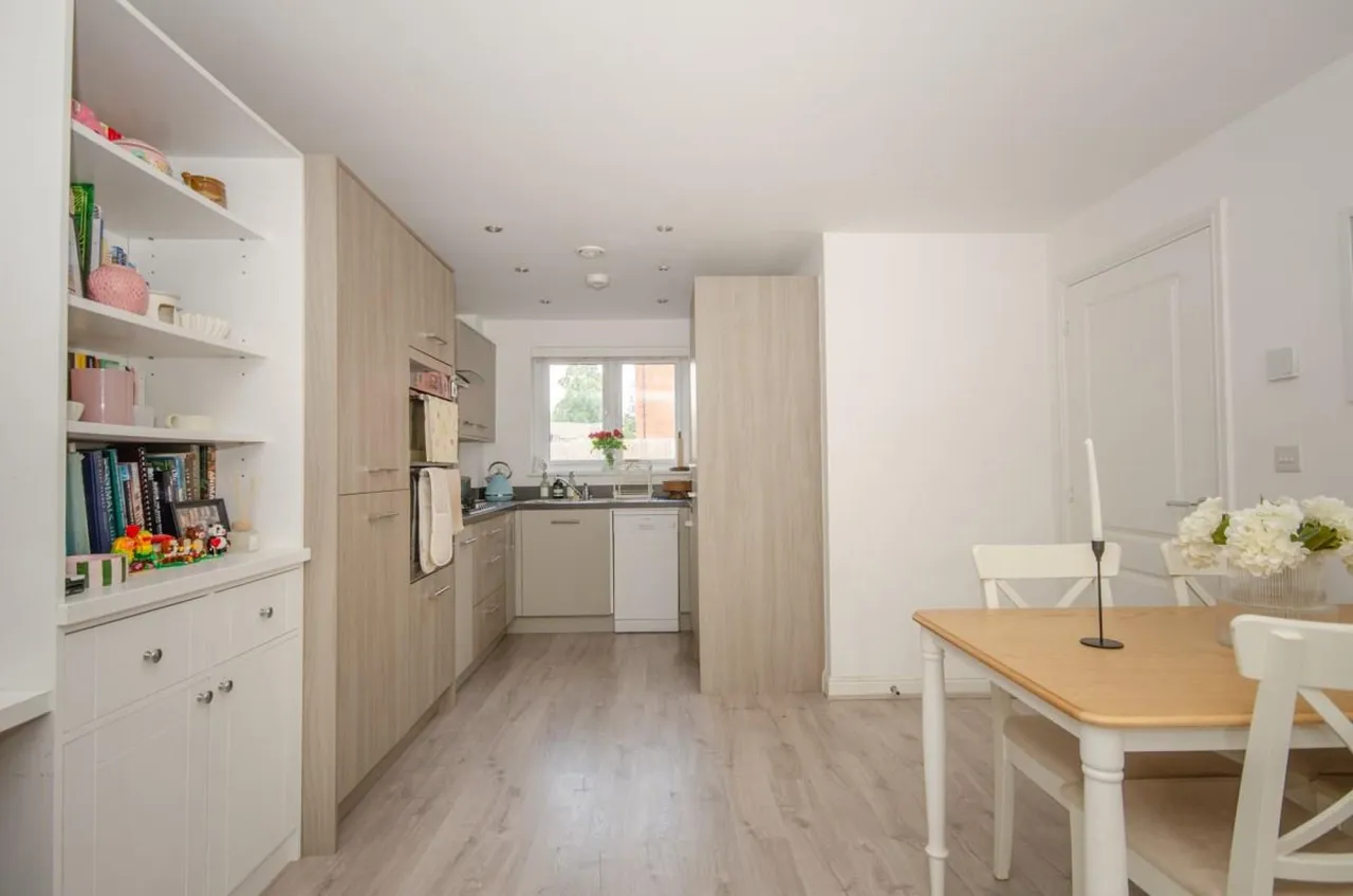 Jenkins Way, Frenchay, Bristol, BS16 2NS, photo 8