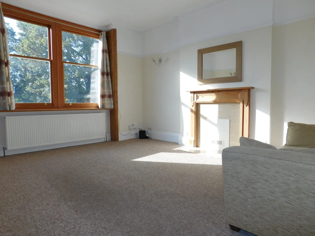 3 bed flat to rent — Madeley Road, Ealing, London, W5 2LS