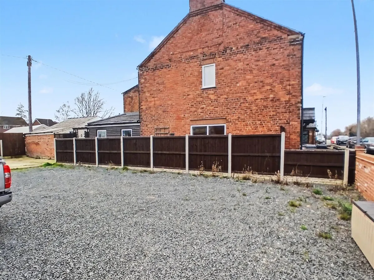 Booth Lane, Midddlewich, CW10, photo 11