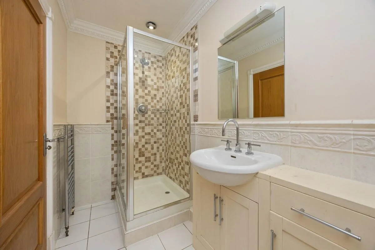 Pachesham Park, Leatherhead, KT22, photo 13