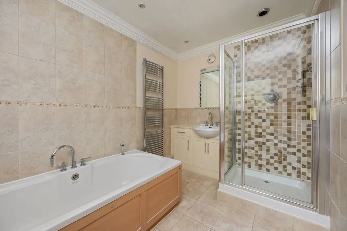 Pachesham Park, Leatherhead, KT22, photo 11