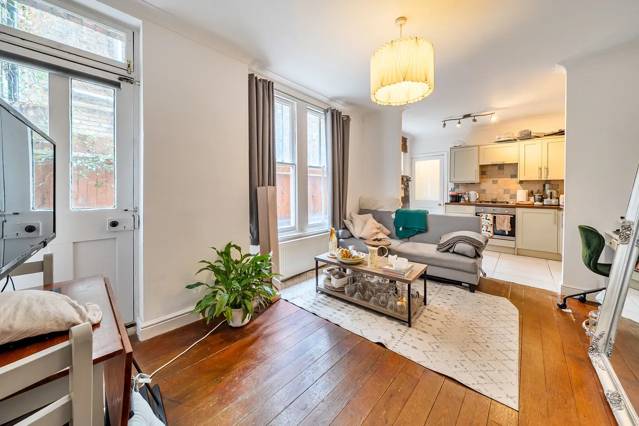 Ground Floor, 214 Stewarts Road, London, photo 8