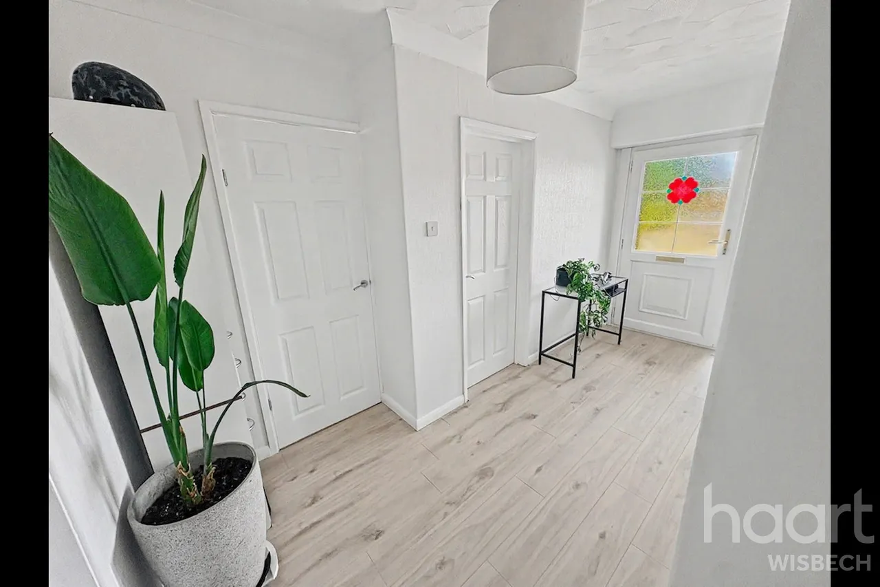Les Baux Place, Wisbech, PE13, photo 7