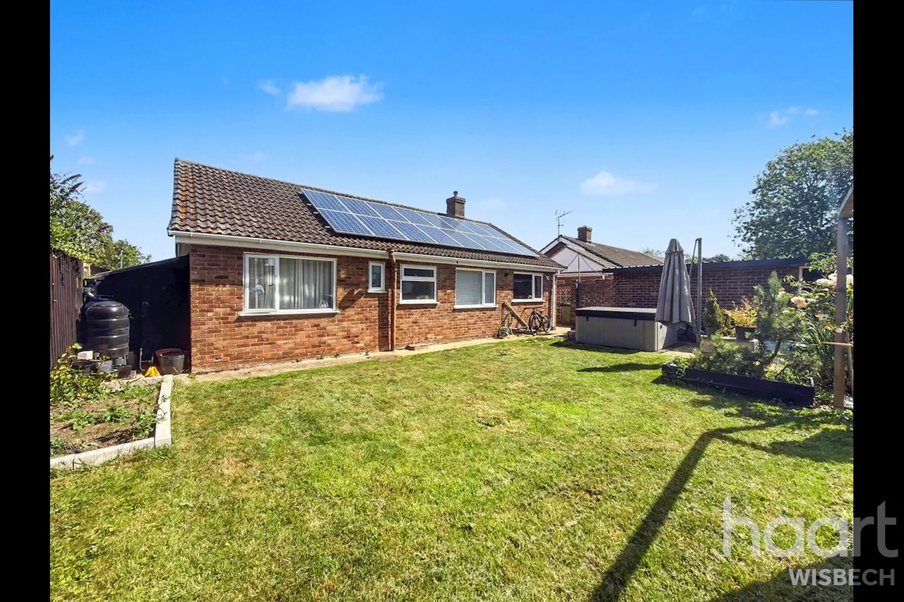 Les Baux Place, Wisbech, PE13, photo 17