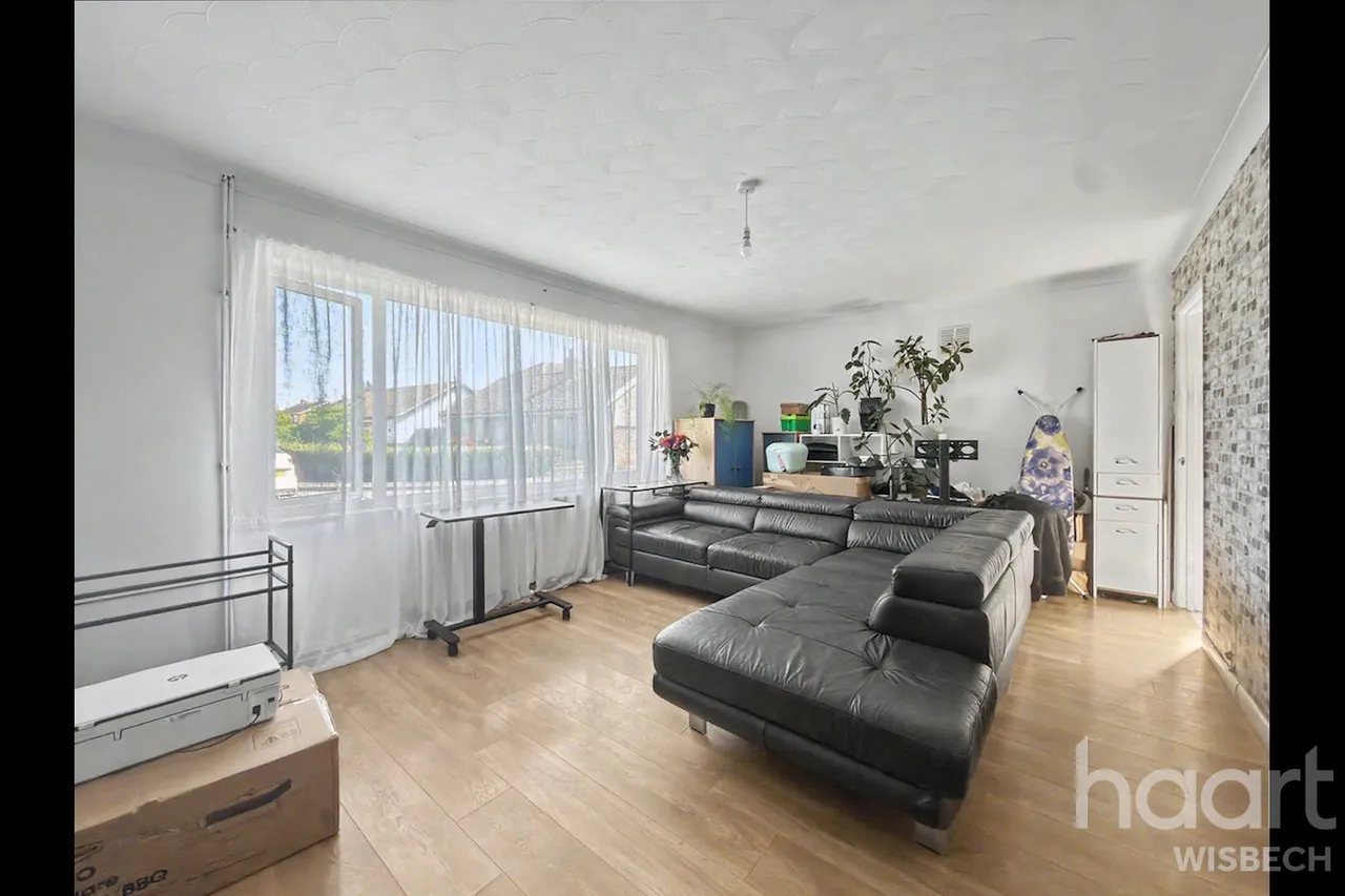 Les Baux Place, Wisbech, PE13, photo 3
