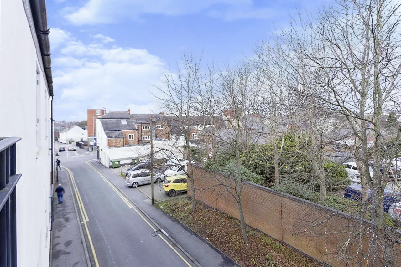 Wood Street, Hinckley, LE10, photo 9