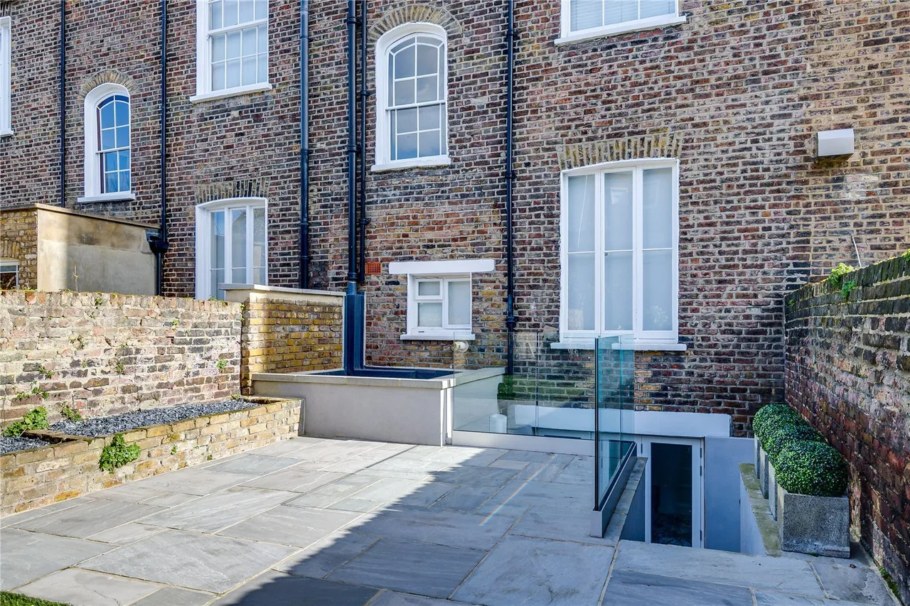 Lonsdale Square, Islington, N1, photo 23