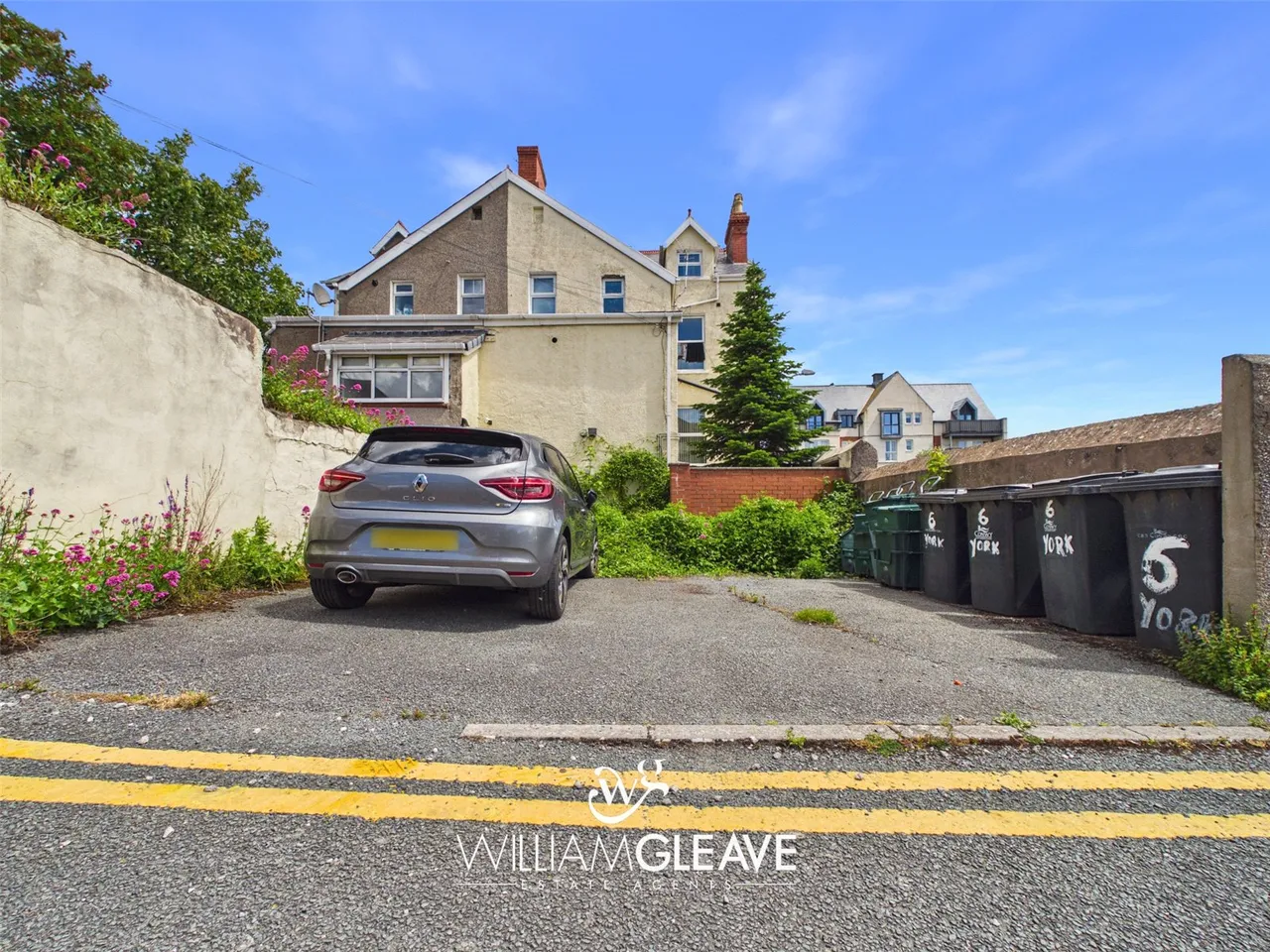 York Road, Llandudno, Conwy, LL30 2EF, photo 16