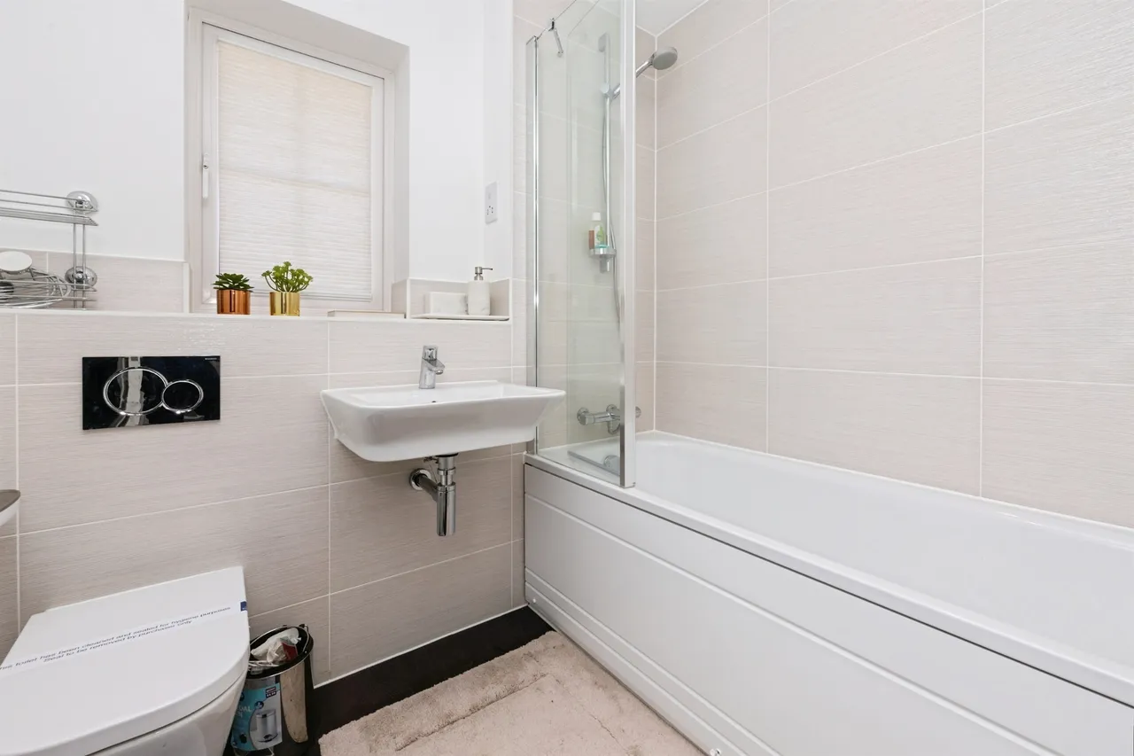 Augustine Drive, Finberry, Ashford, photo 10
