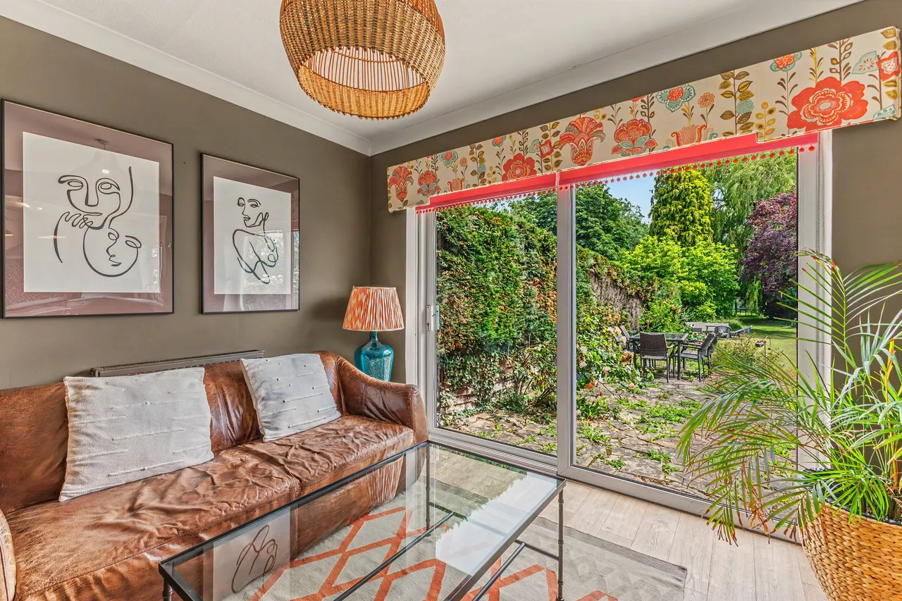 Gullivers Close, Horley, OX15, photo 13