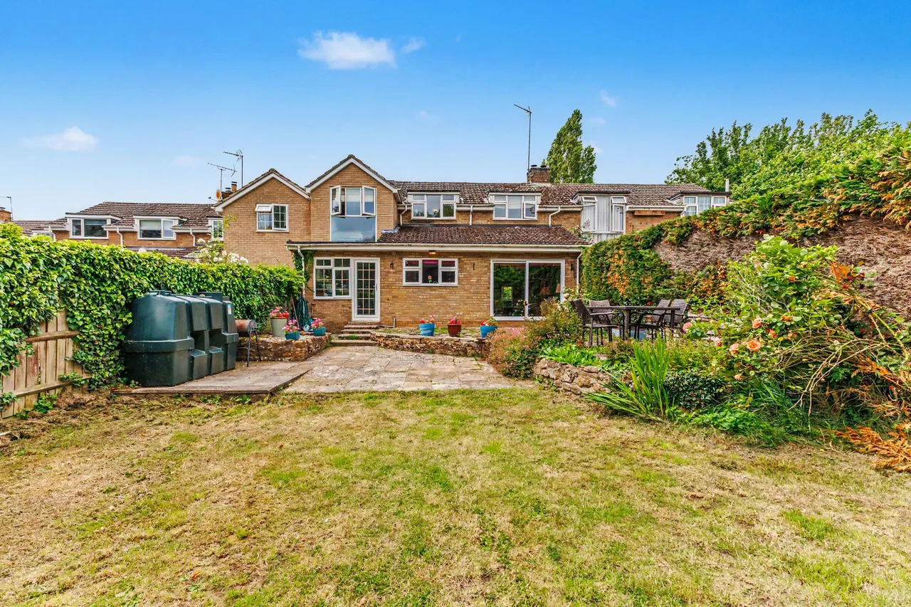Gullivers Close, Horley, OX15, photo 31