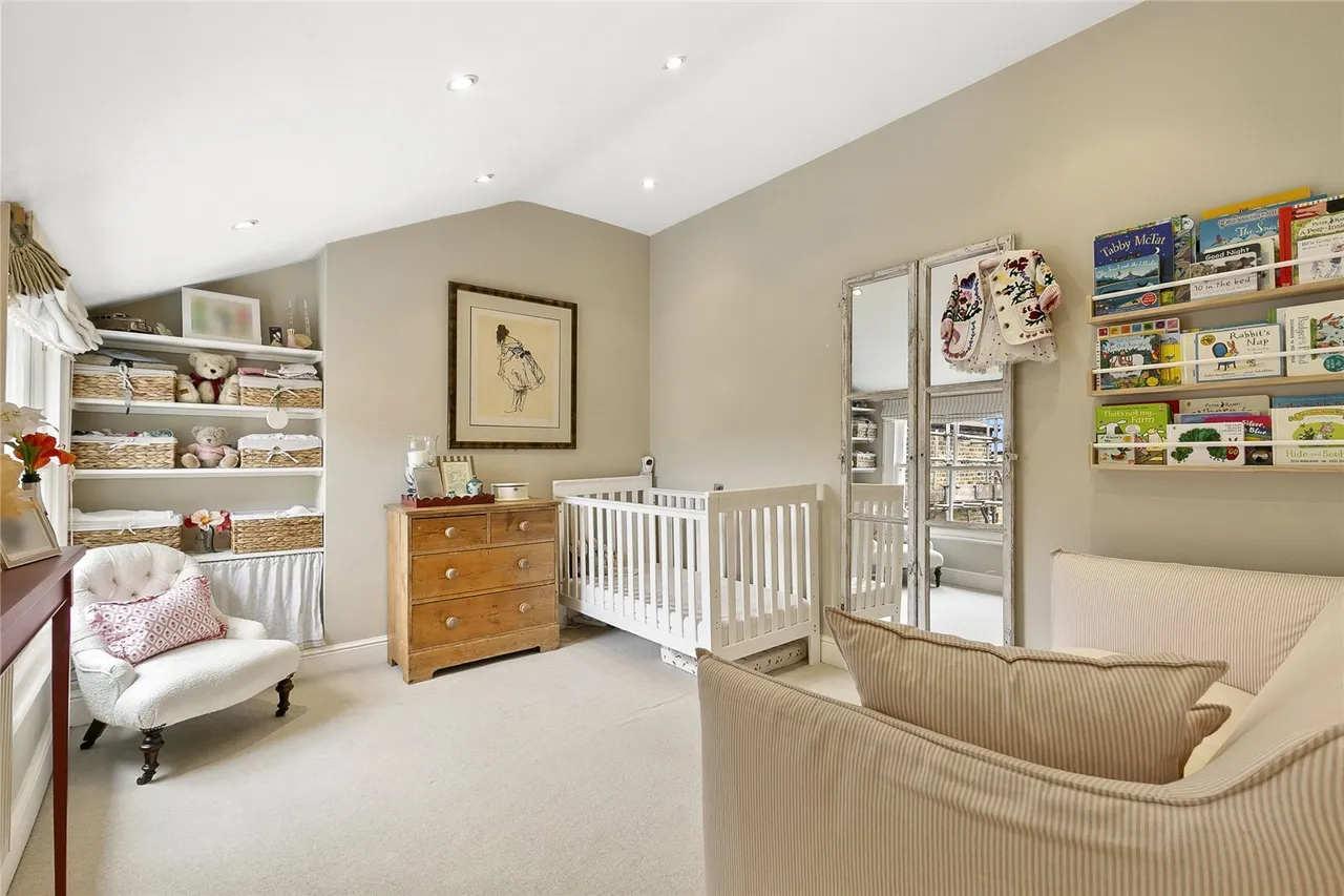 Louisville Road, London, SW17, photo 3