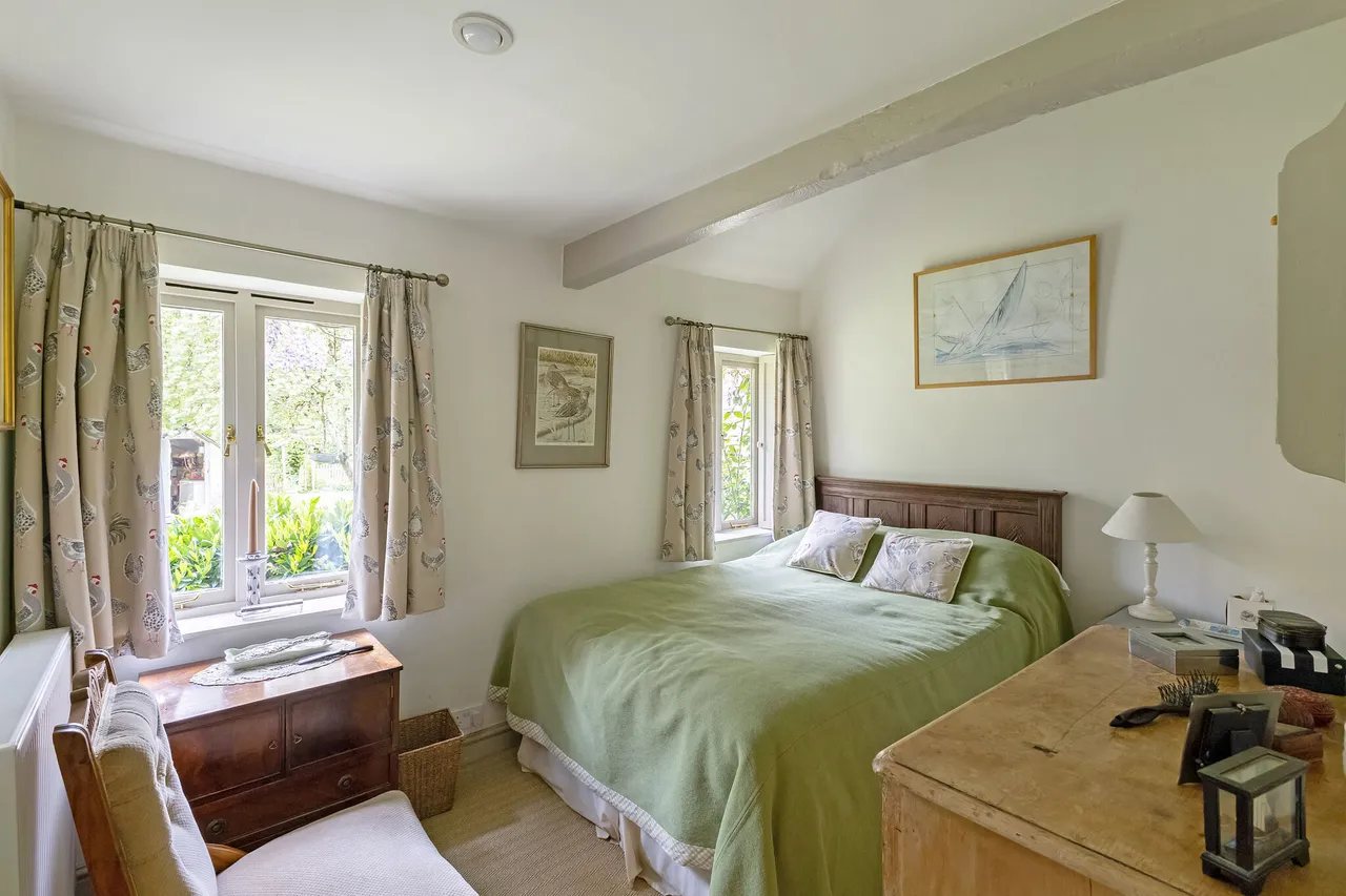 Nr. Rodmarton, Cirencester, GL7, photo 10