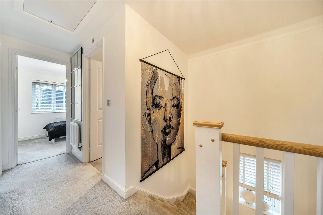 Henrietta Court, Chadderton, OL9, photo 11