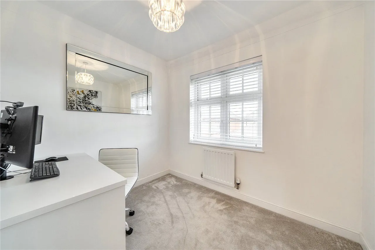 Henrietta Court, Chadderton, OL9, photo 19