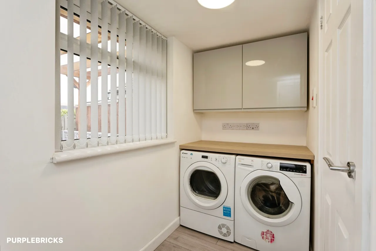 Chatsworth Close, Loughborough, LE12, photo 13