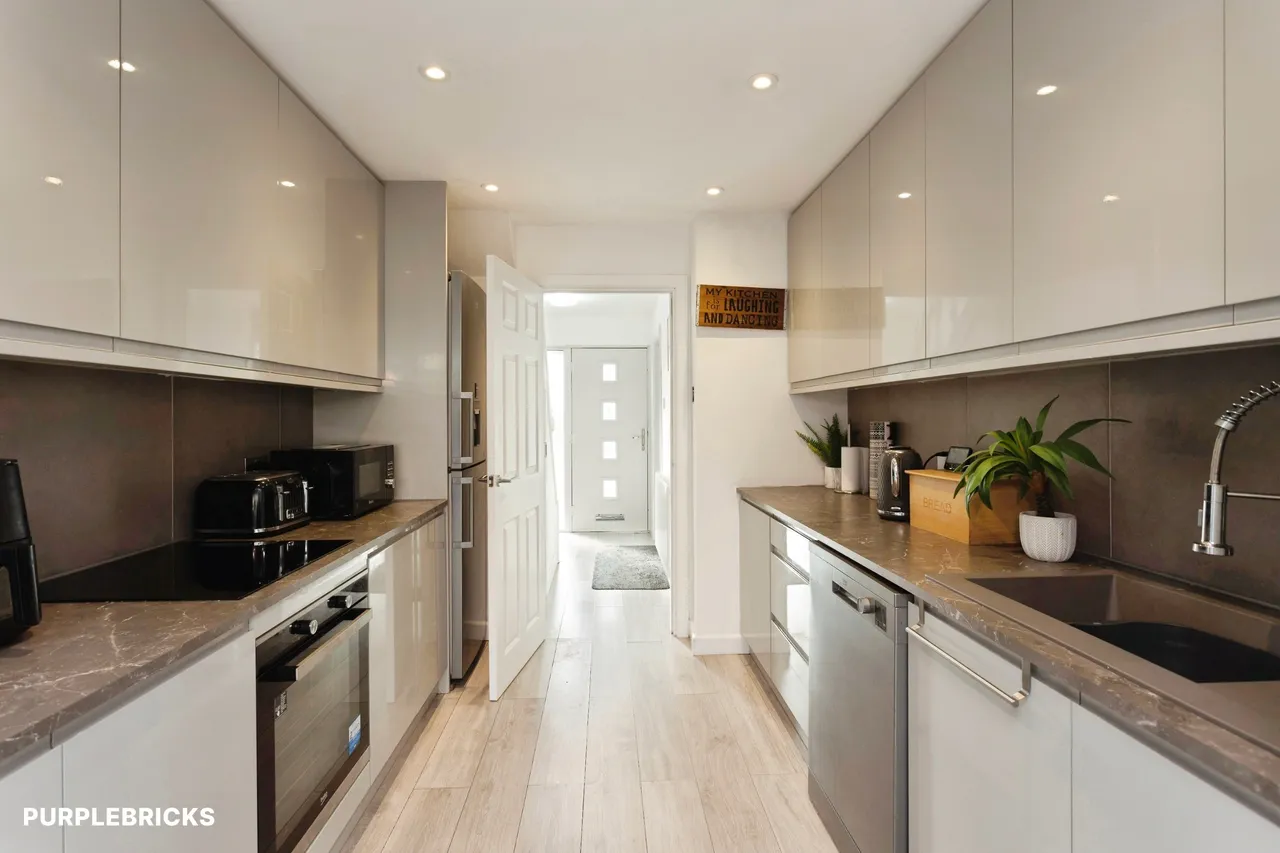 Chatsworth Close, Loughborough, LE12, photo 11