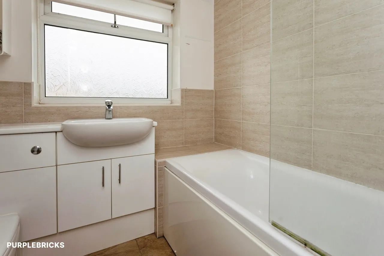 Chatsworth Close, Loughborough, LE12, photo 34