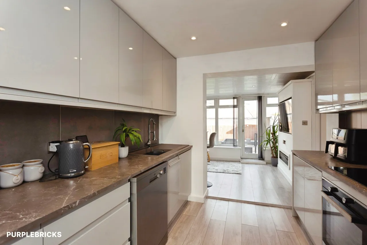 Chatsworth Close, Loughborough, LE12, photo 23