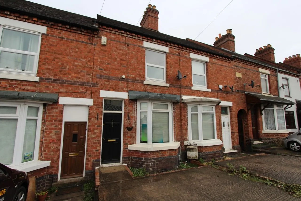 2 bed house for sale — Glascote Road, Tamworth