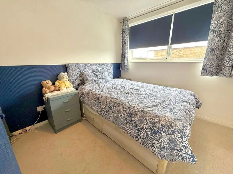 St. Michaels Avenue, Houghton Regis LU5 5DH, photo 8