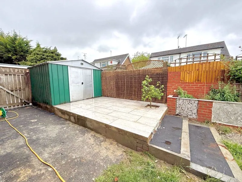 St. Michaels Avenue, Houghton Regis LU5 5DH, photo 15