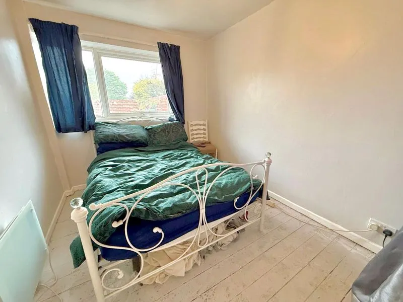 St. Michaels Avenue, Houghton Regis LU5 5DH, photo 9