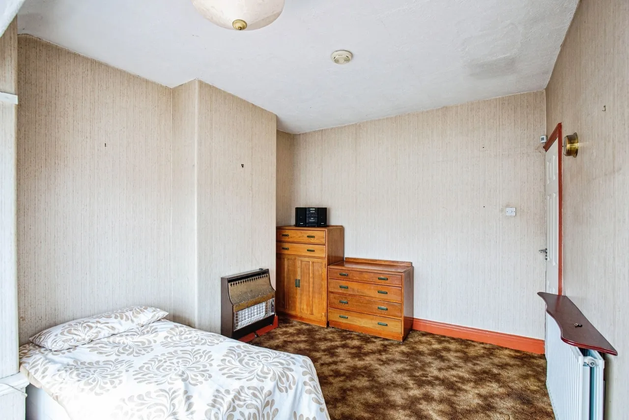 Warbreck Hill Road, Blackpool, FY2, photo 14