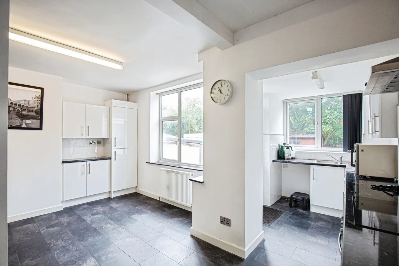 Warbreck Hill Road, Blackpool, FY2, photo 9