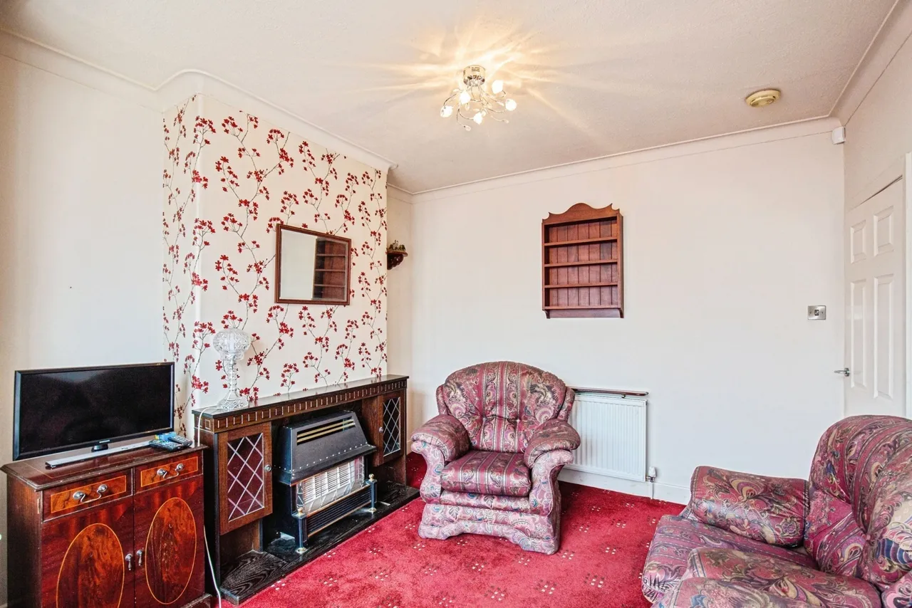 Warbreck Hill Road, Blackpool, FY2, photo 3